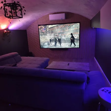 La Cave Voutée - Cinema *